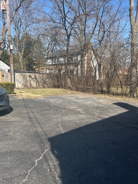 108 E Burlington Street #B, Riverside, IL 60546