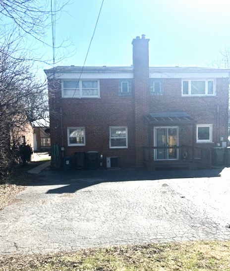 108 E Burlington Street #B, Riverside, IL 60546