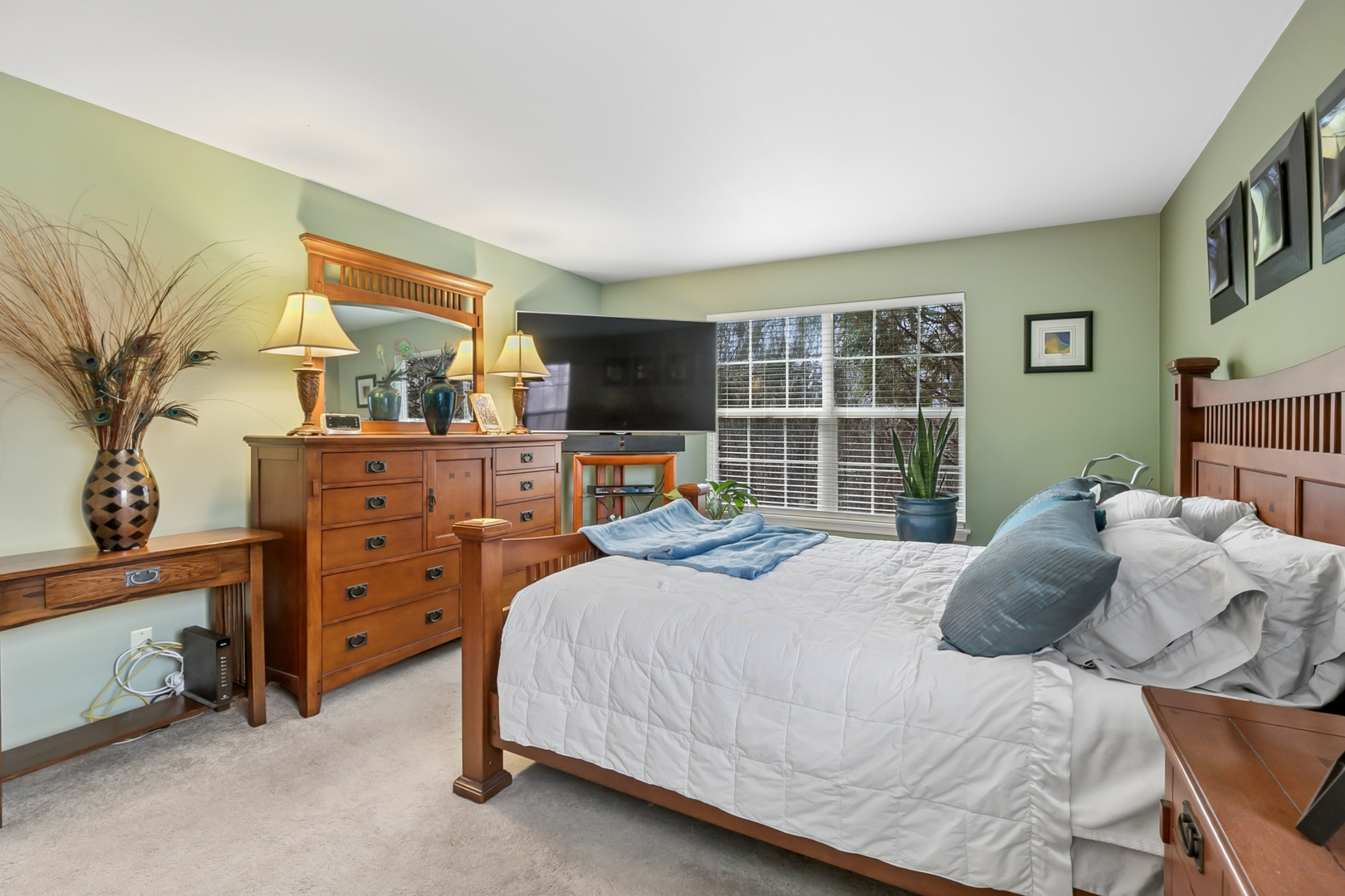 Round Lake Beach, IL 60073