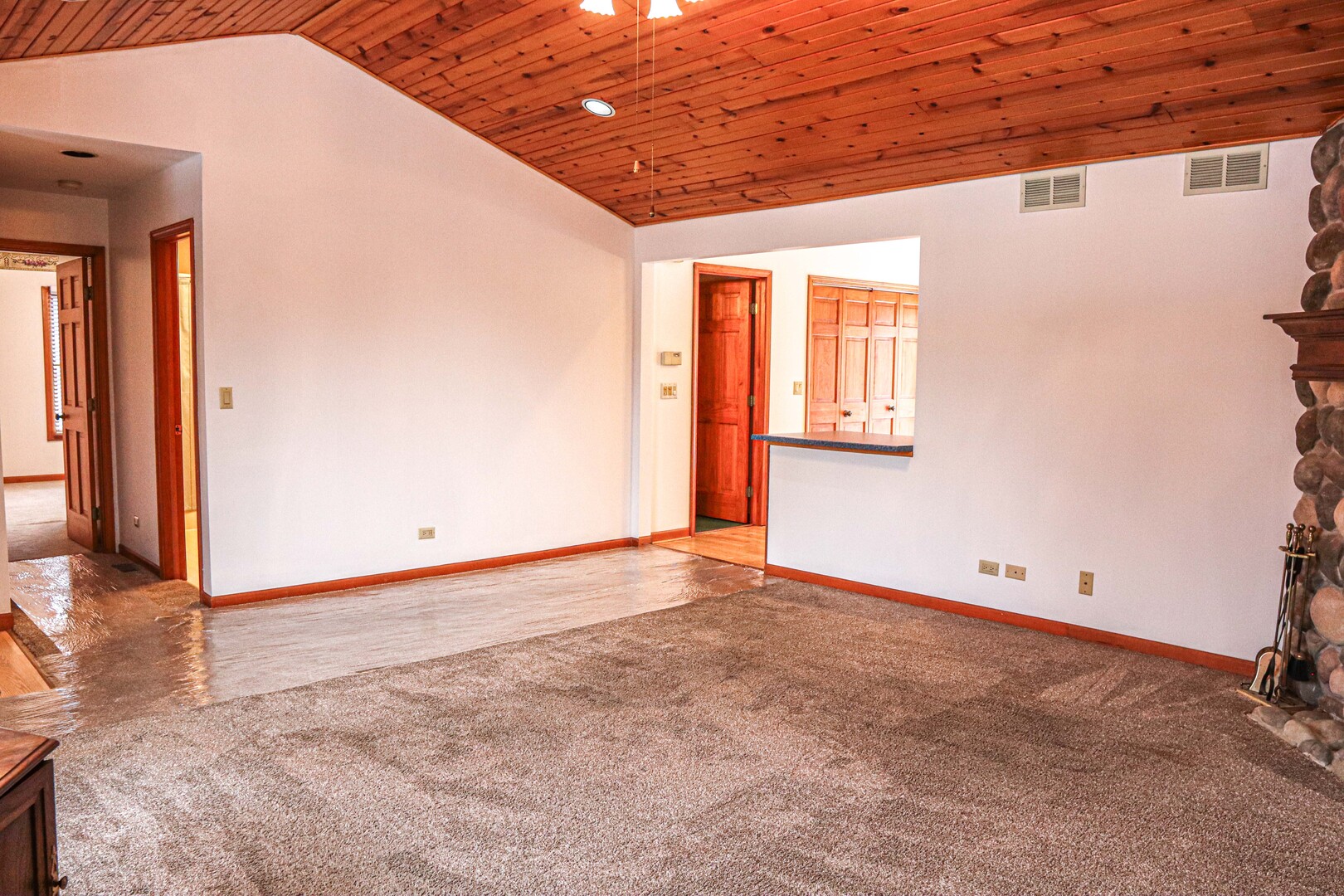 904 Harvest Trail #B, Yorkville, IL 60560