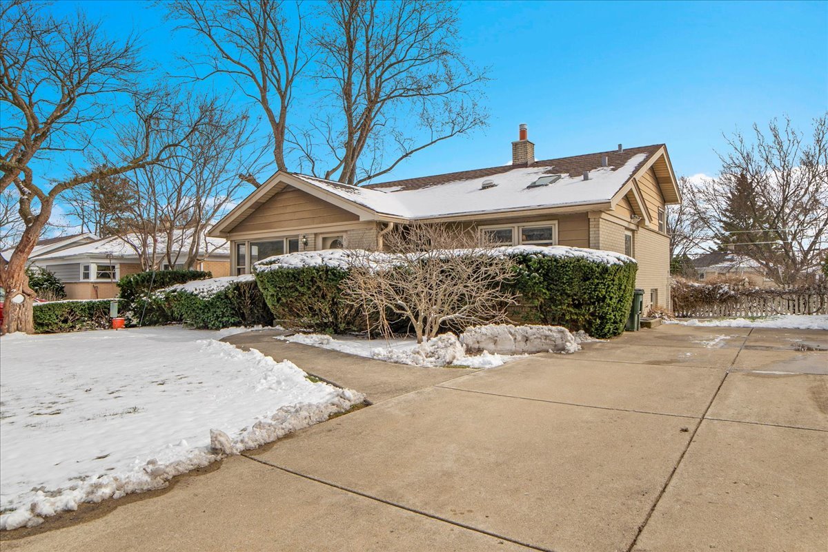 1505 W Euclid Avenue, Arlington Heights, IL 60005