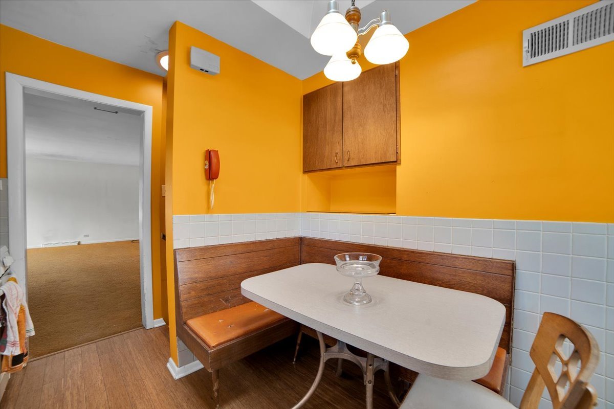 1505 W Euclid Avenue, Arlington Heights, IL 60005