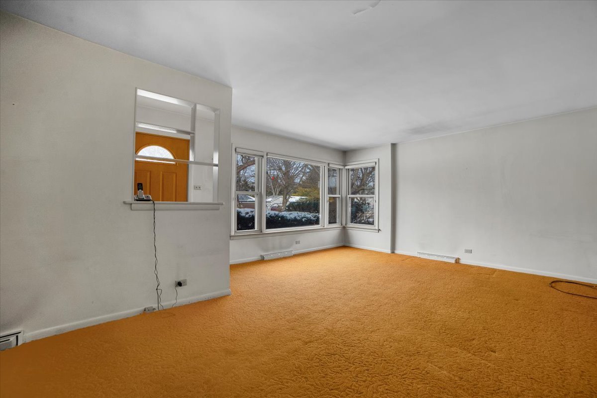 1505 W Euclid Avenue, Arlington Heights, IL 60005