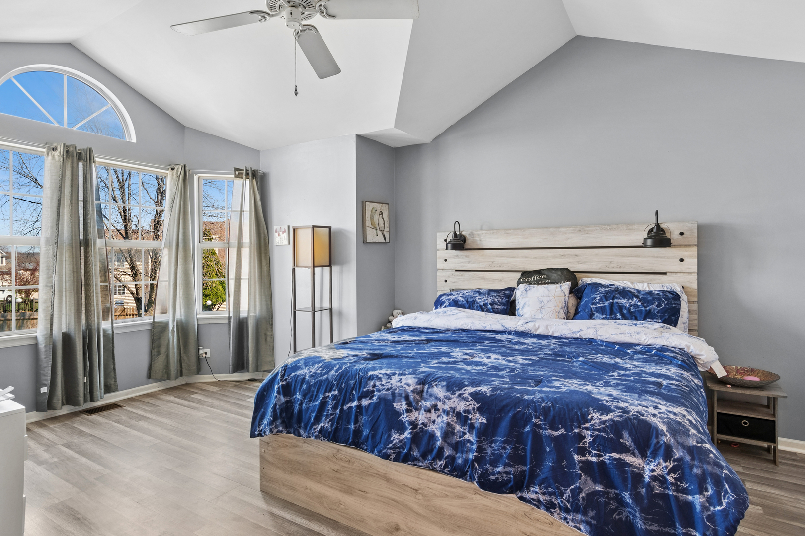 909 Brompton Circle, Bolingbrook, IL 60440