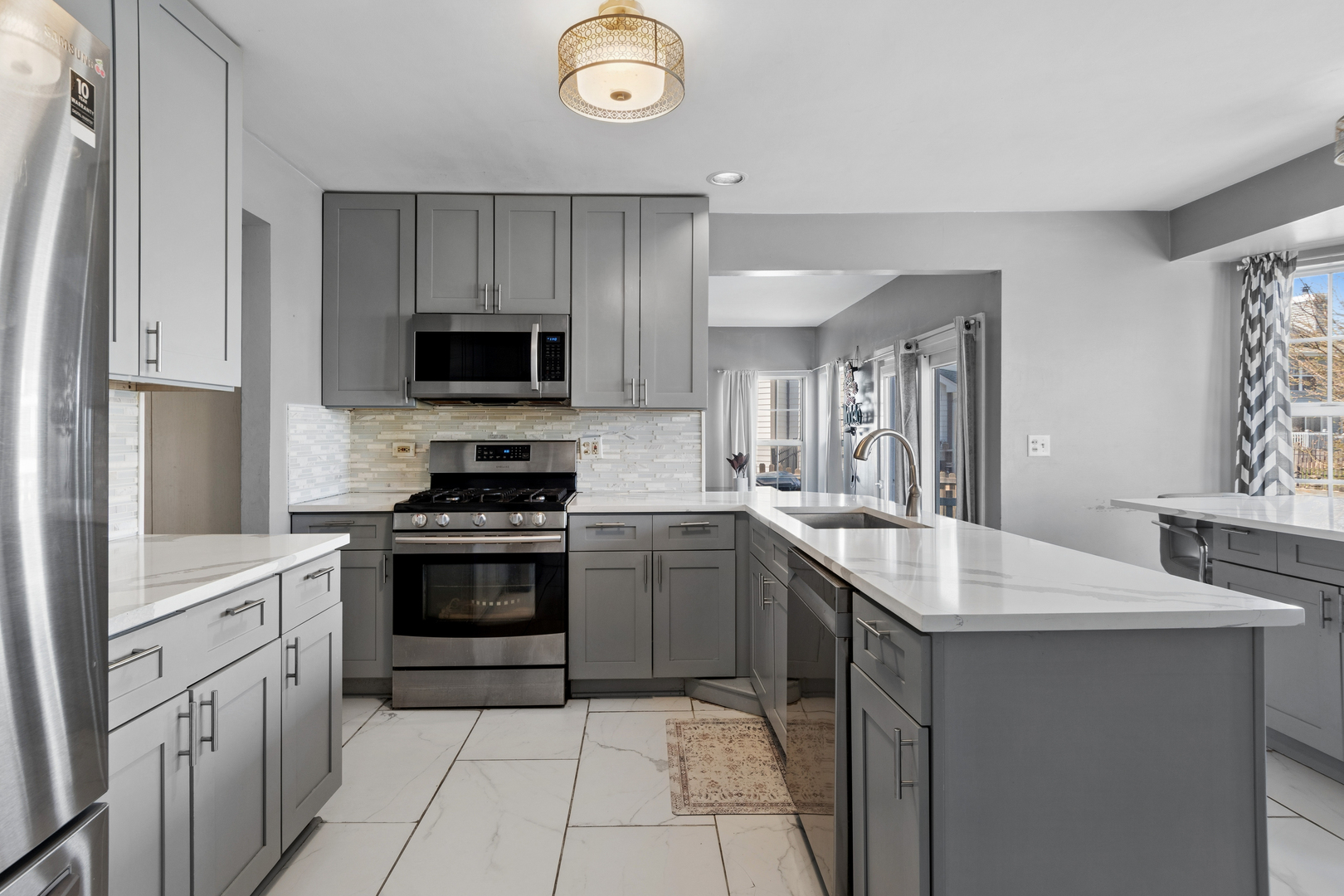 909 Brompton Circle, Bolingbrook, IL 60440