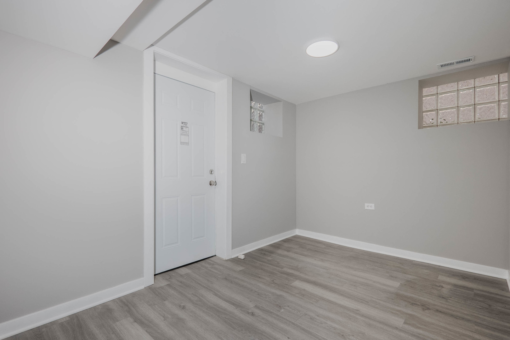 8144 S Green Street, Chicago, IL 60620