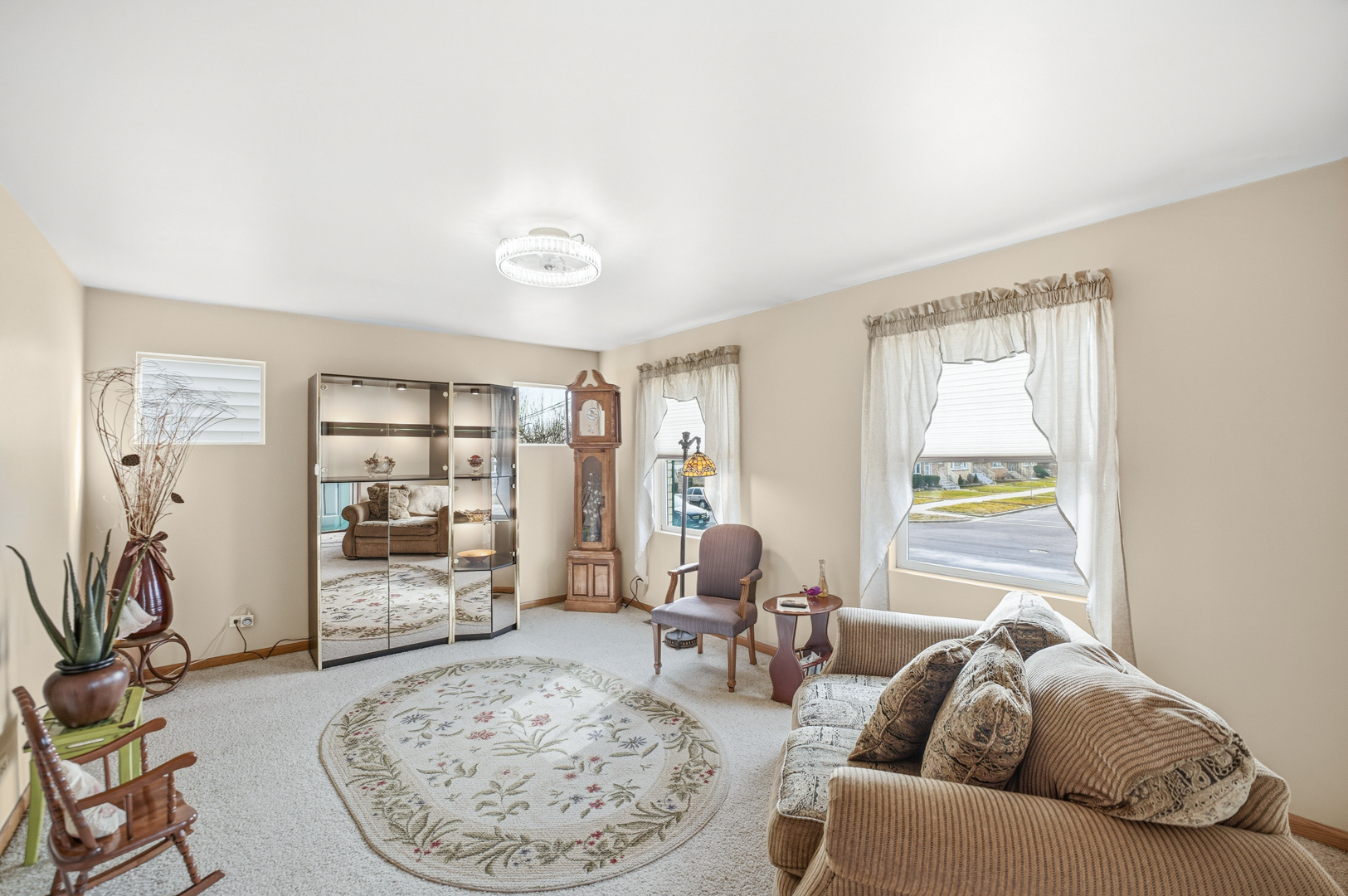 6158 W 60th Street, Chicago, IL 60638