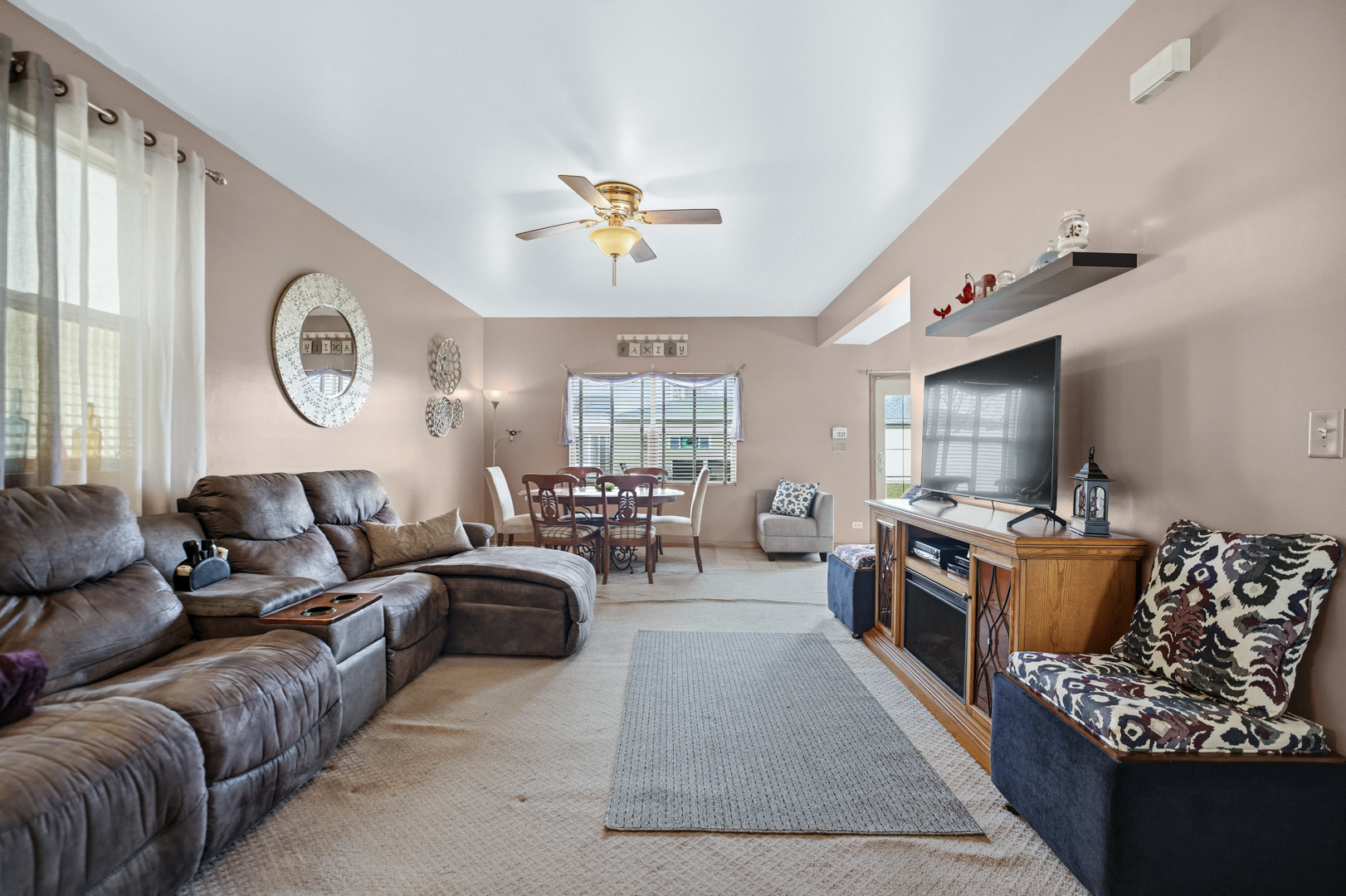 6158 W 60th Street, Chicago, IL 60638