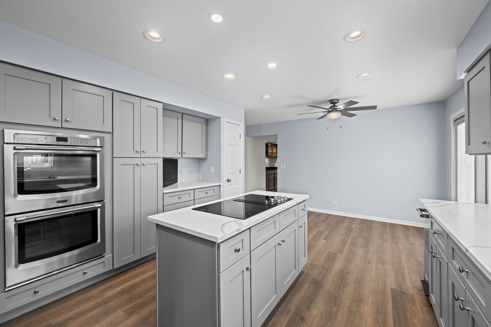 4217 N Ridge Avenue, Arlington Heights, IL 60004