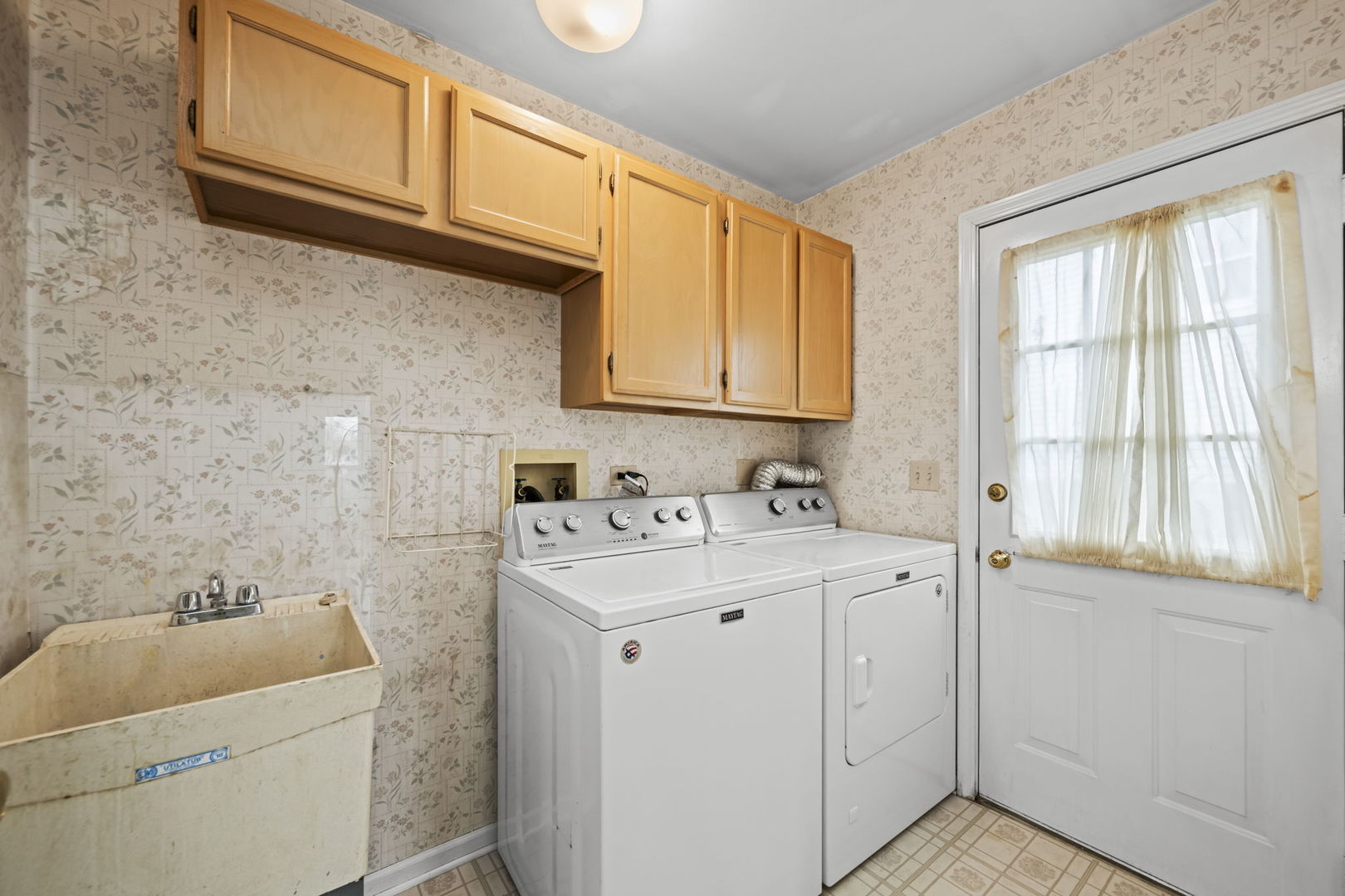 4217 N Ridge Avenue, Arlington Heights, IL 60004