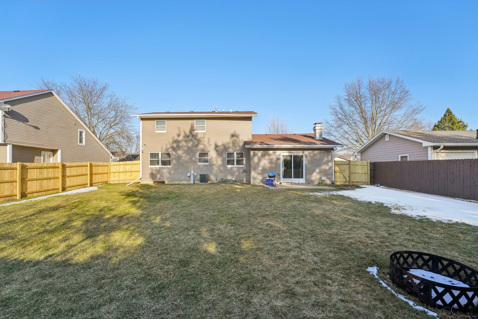 532 Shenandoah Trail, Elgin, IL 60123