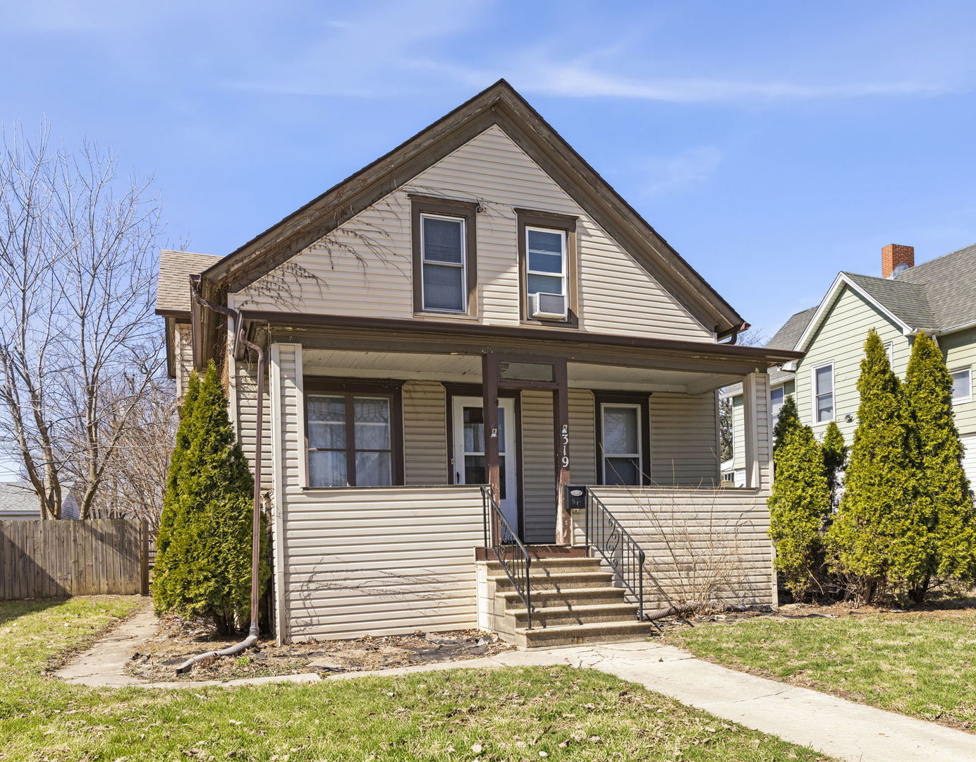319 Willow Avenue, Joliet, IL 60436