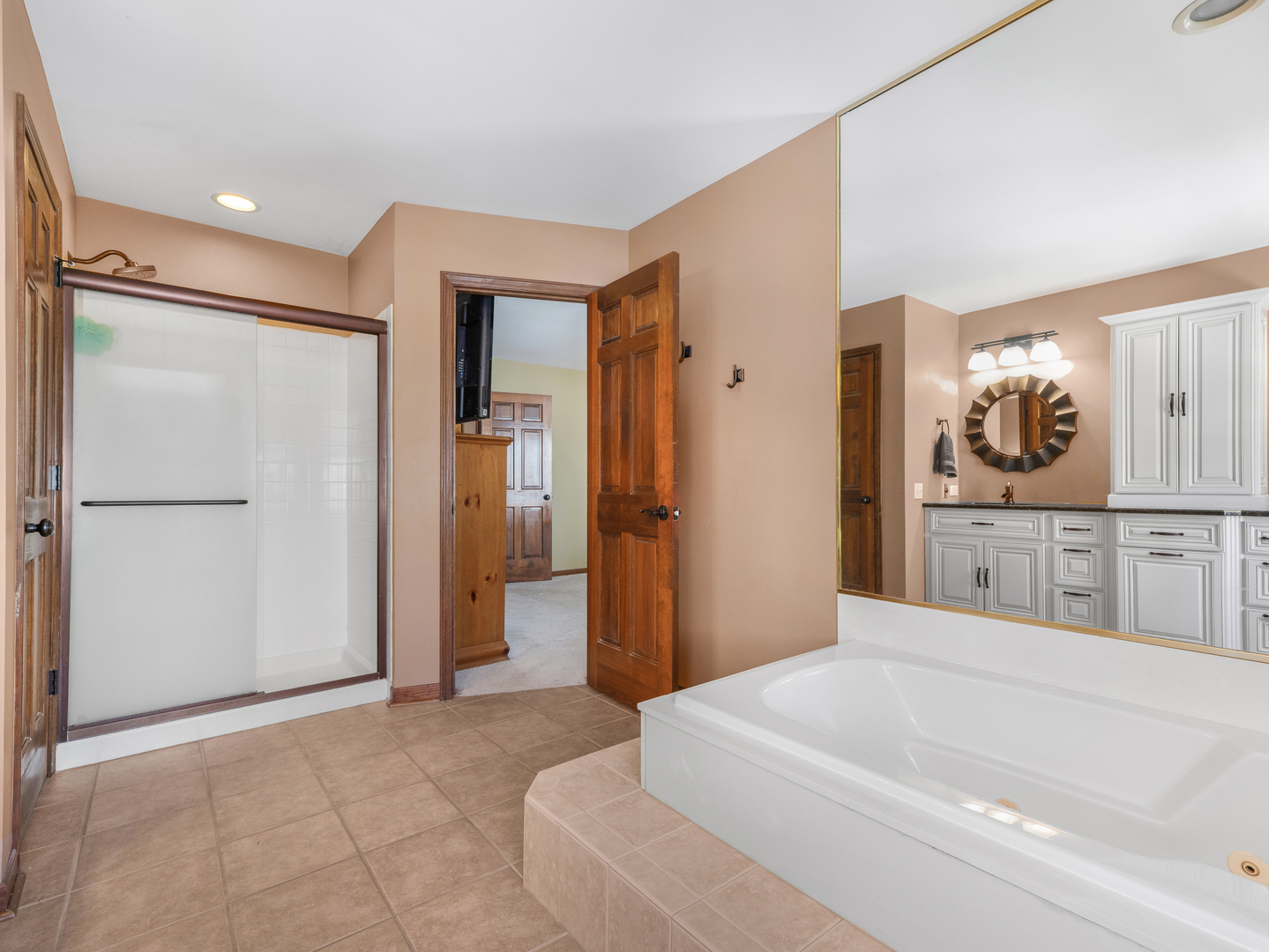 113 Dijon Court, Bloomingdale, IL 60108