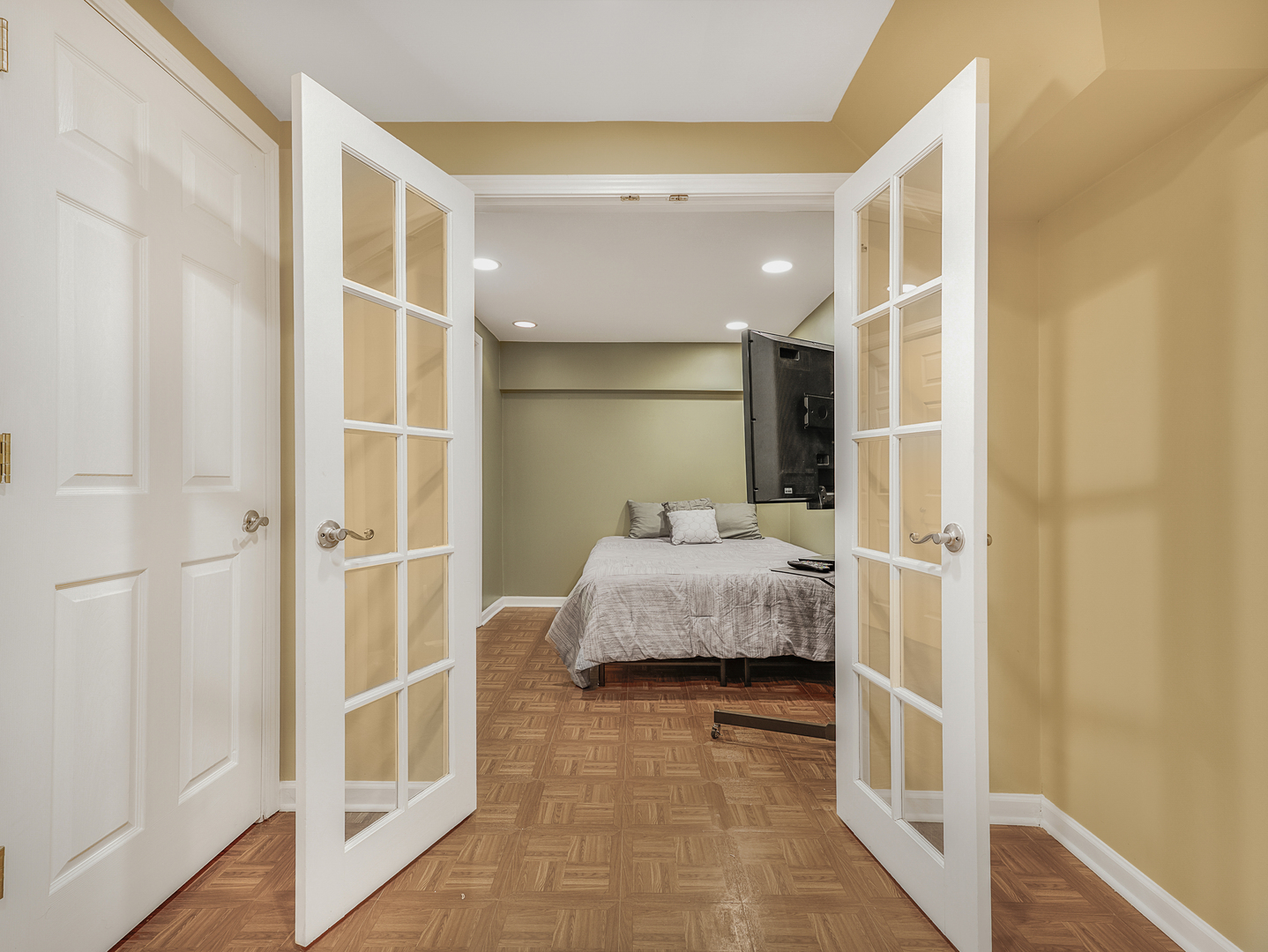 113 Dijon Court, Bloomingdale, IL 60108