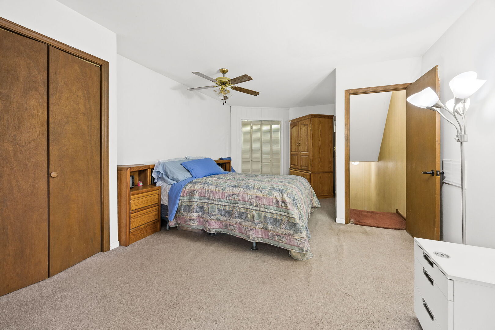 493 E Palatine Road, Palatine, IL 60074
