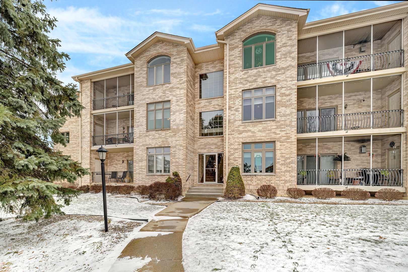 6331 Pine Ridge Court #3D, Tinley Park, IL 60477