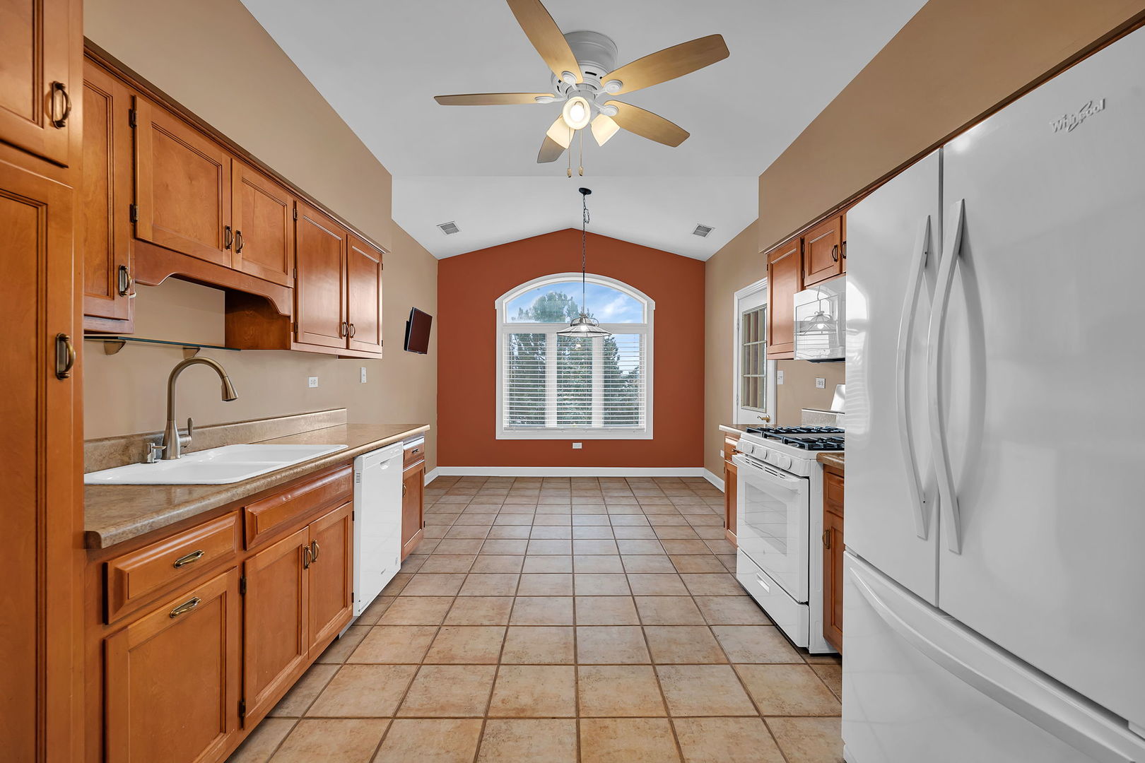 6331 Pine Ridge Court #3D, Tinley Park, IL 60477