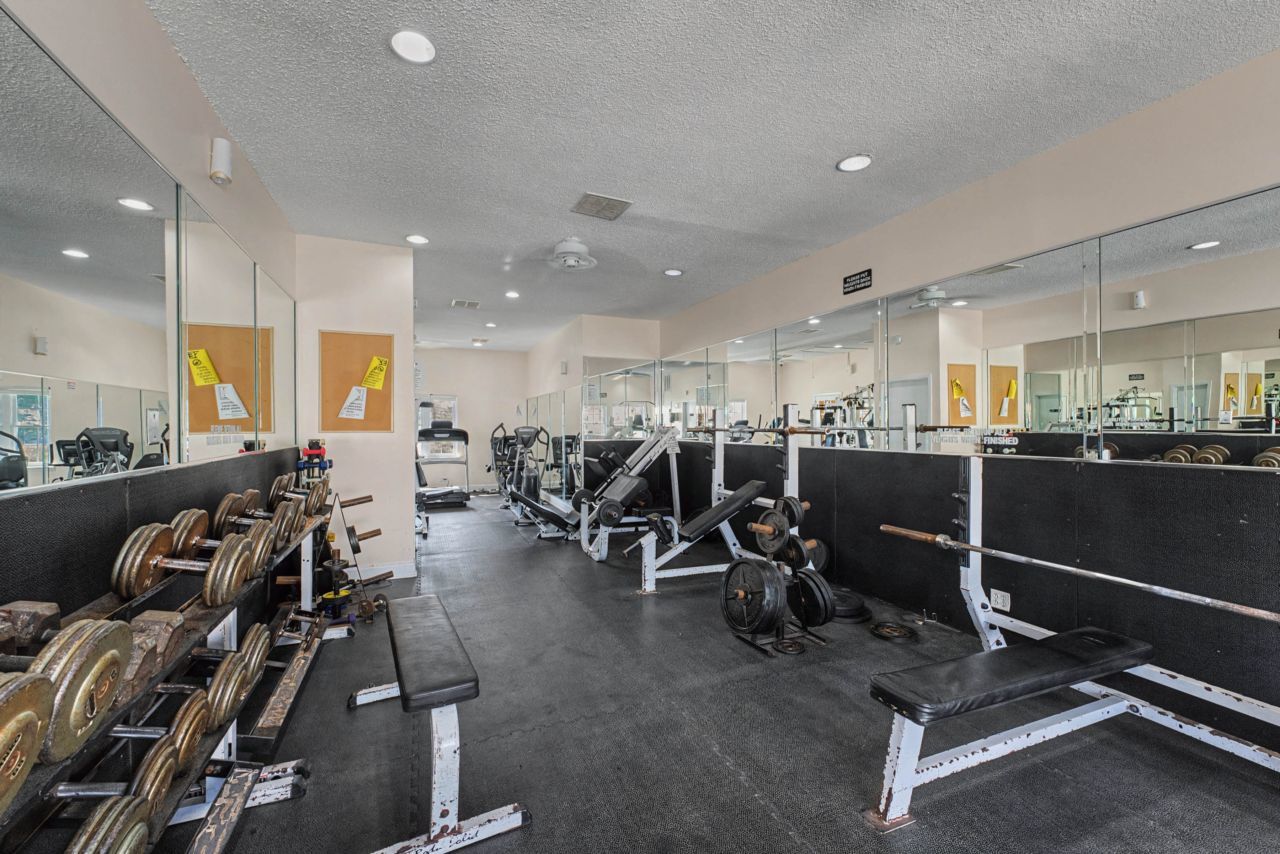 1203 WYNDHAM Court #105, Palatine, IL 60074