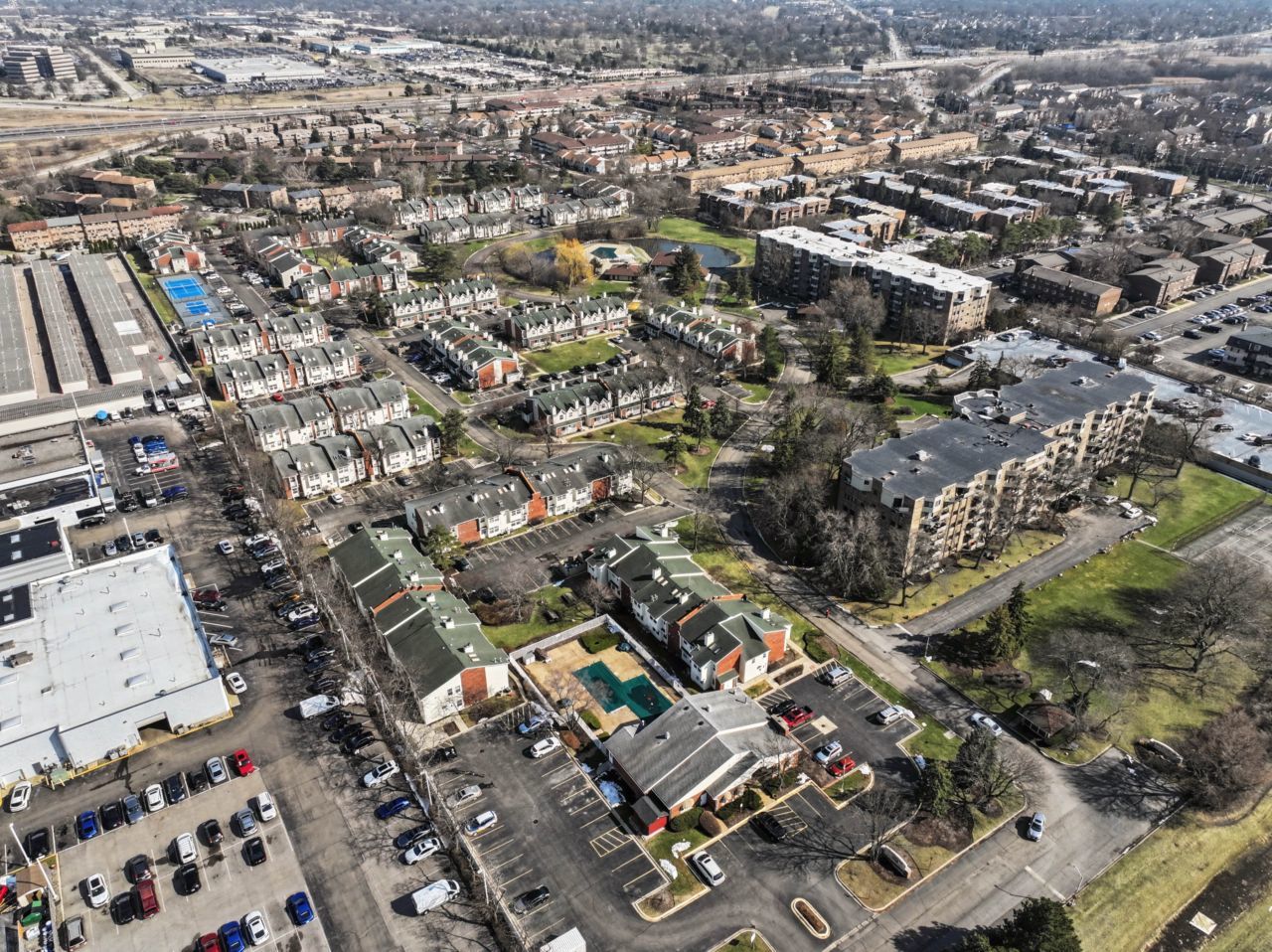 1203 WYNDHAM Court #105, Palatine, IL 60074