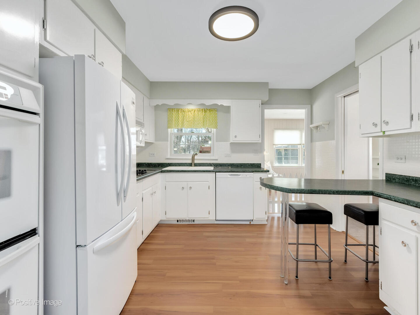 417 Naperville Road, Clarendon Hills, IL 60514