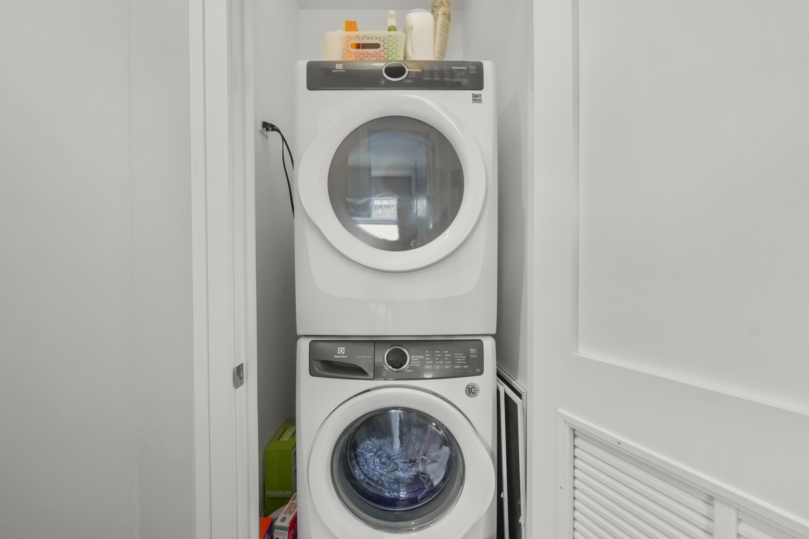 1621 N Humboldt Boulevard #2S, Chicago, IL 60647