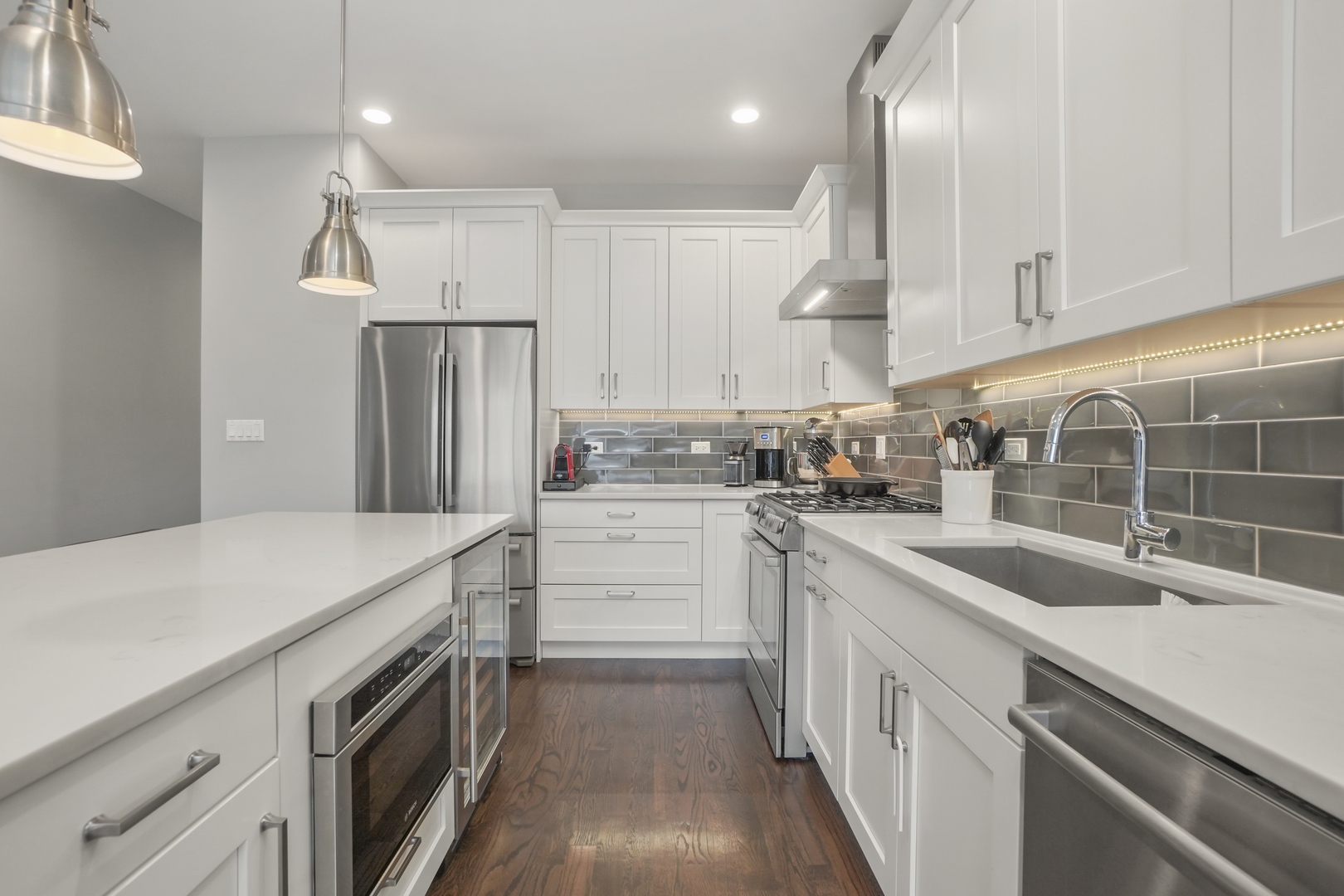 1621 N Humboldt Boulevard #2S, Chicago, IL 60647