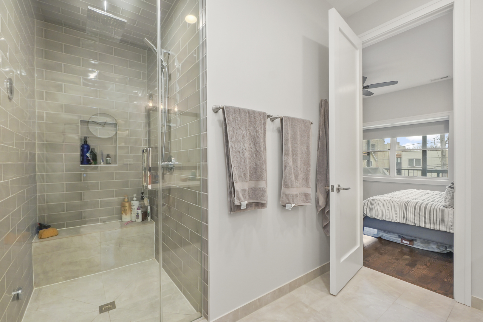 1621 N Humboldt Boulevard #2S, Chicago, IL 60647