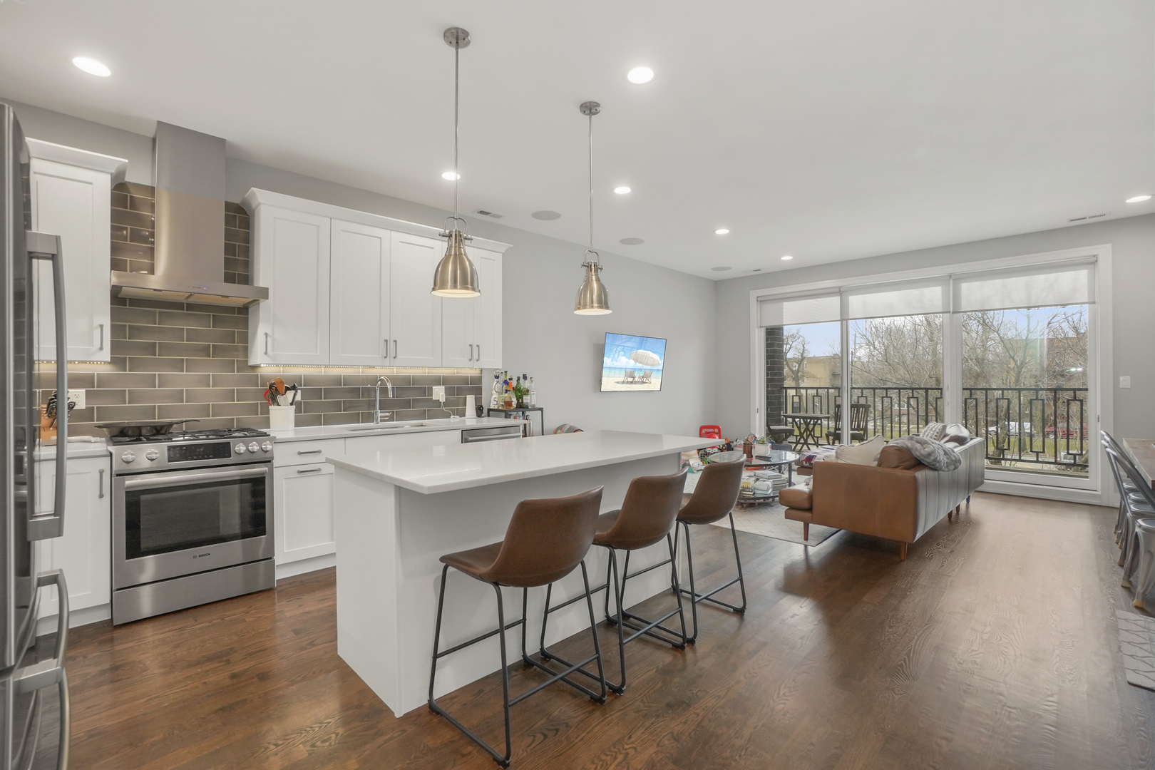 1621 N Humboldt Boulevard #2S, Chicago, IL 60647