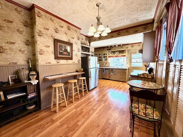 700 W Main Street, Clinton, IL 61727