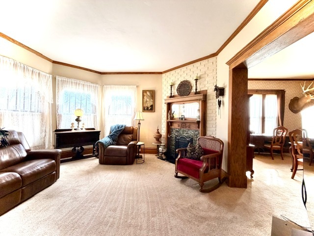 700 W Main Street, Clinton, IL 61727