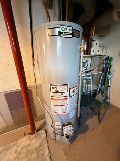 700 W Main Street, Clinton, IL 61727