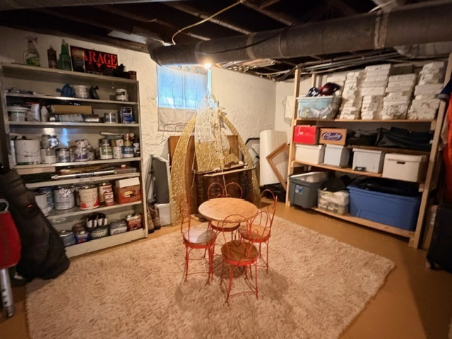 700 W Main Street, Clinton, IL 61727