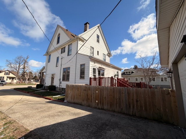 700 W Main Street, Clinton, IL 61727