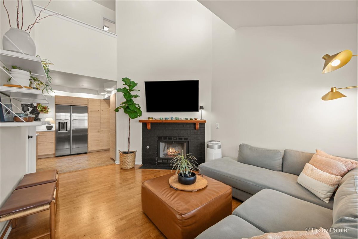 184 Woodstone Drive, Buffalo Grove, IL 60089