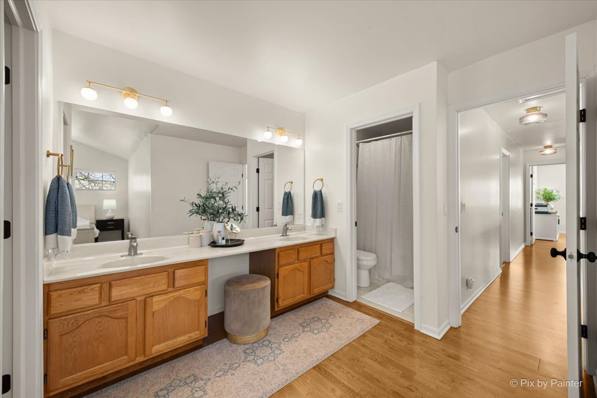 184 Woodstone Drive, Buffalo Grove, IL 60089