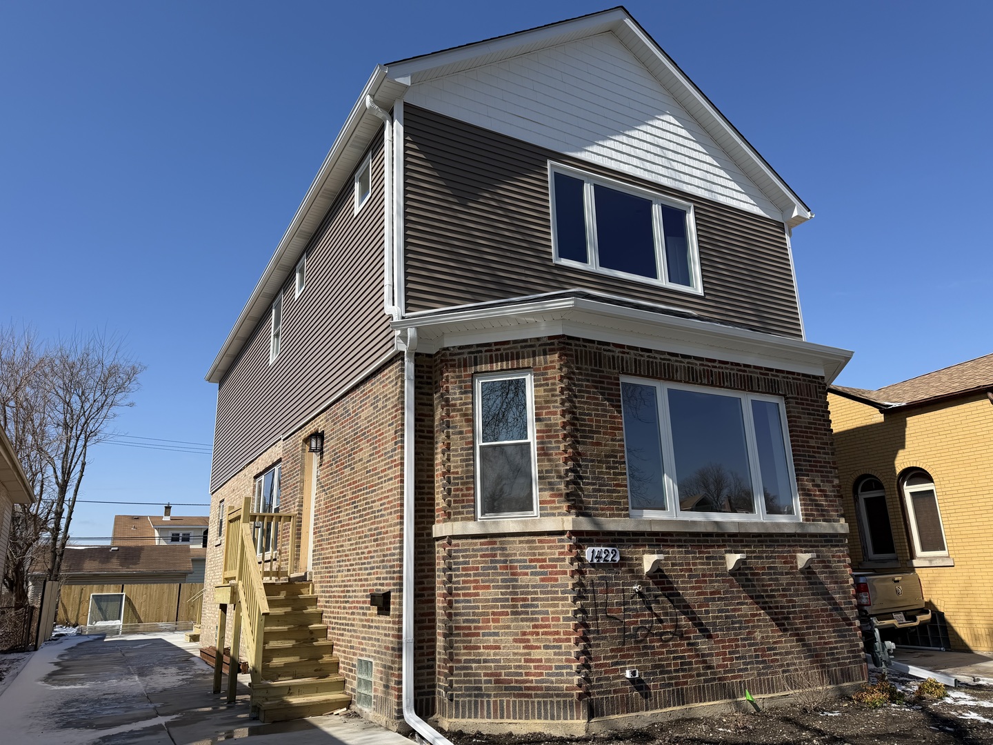 1422 S 13th Avenue, Maywood, IL 60153