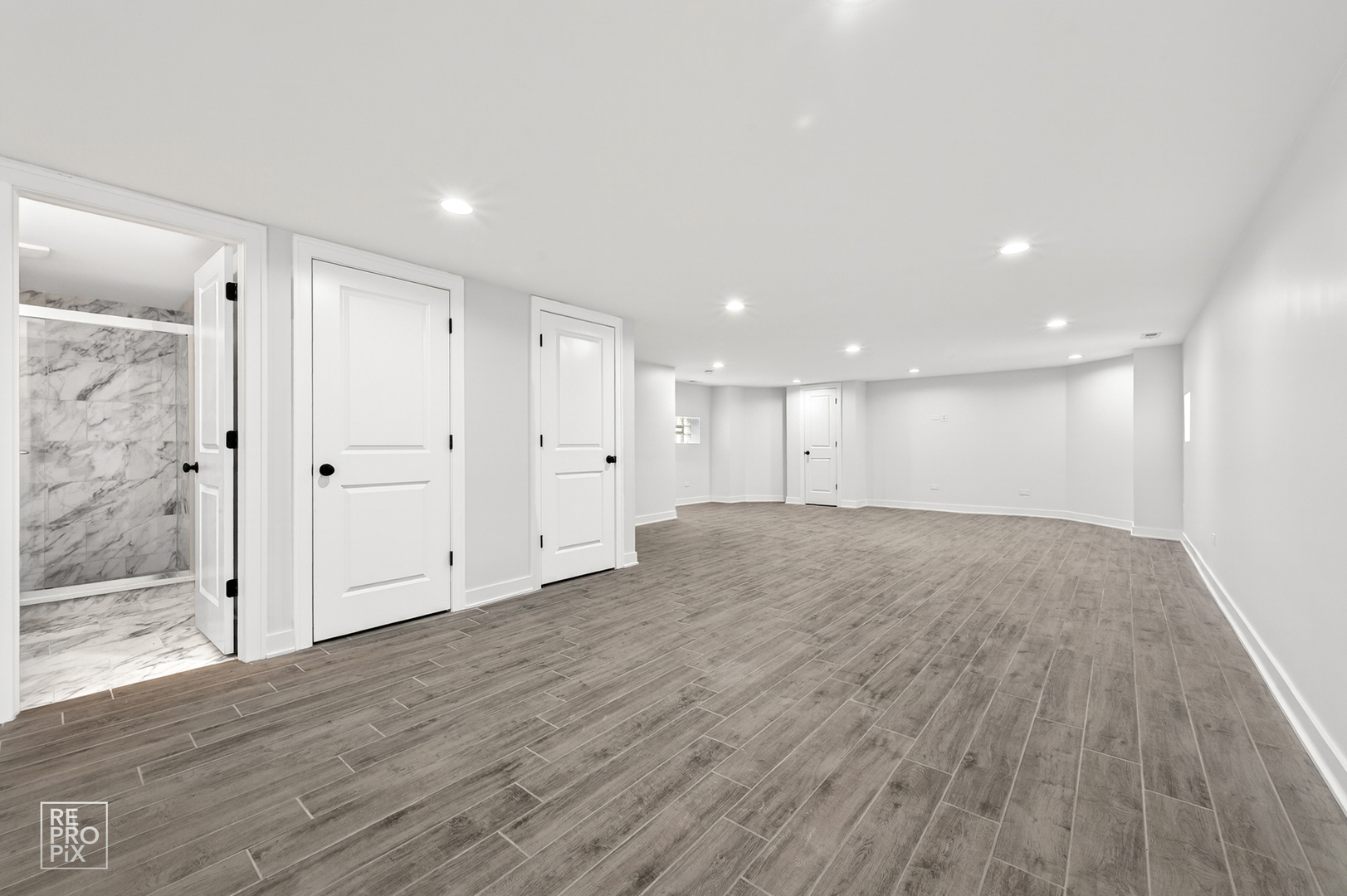 1422 S 13th Avenue, Maywood, IL 60153