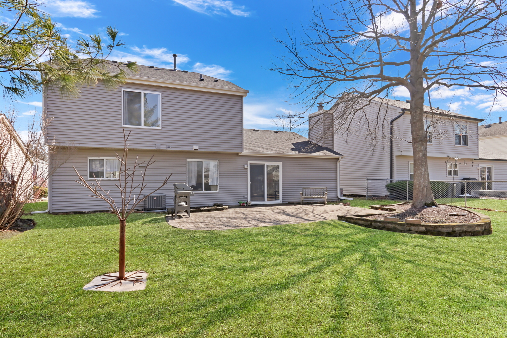 1388 Huntington Drive, Mundelein, IL 60060