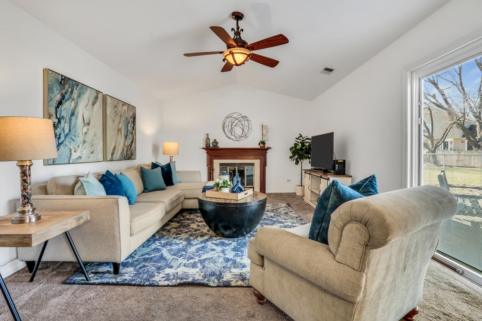 1388 Huntington Drive, Mundelein, IL 60060