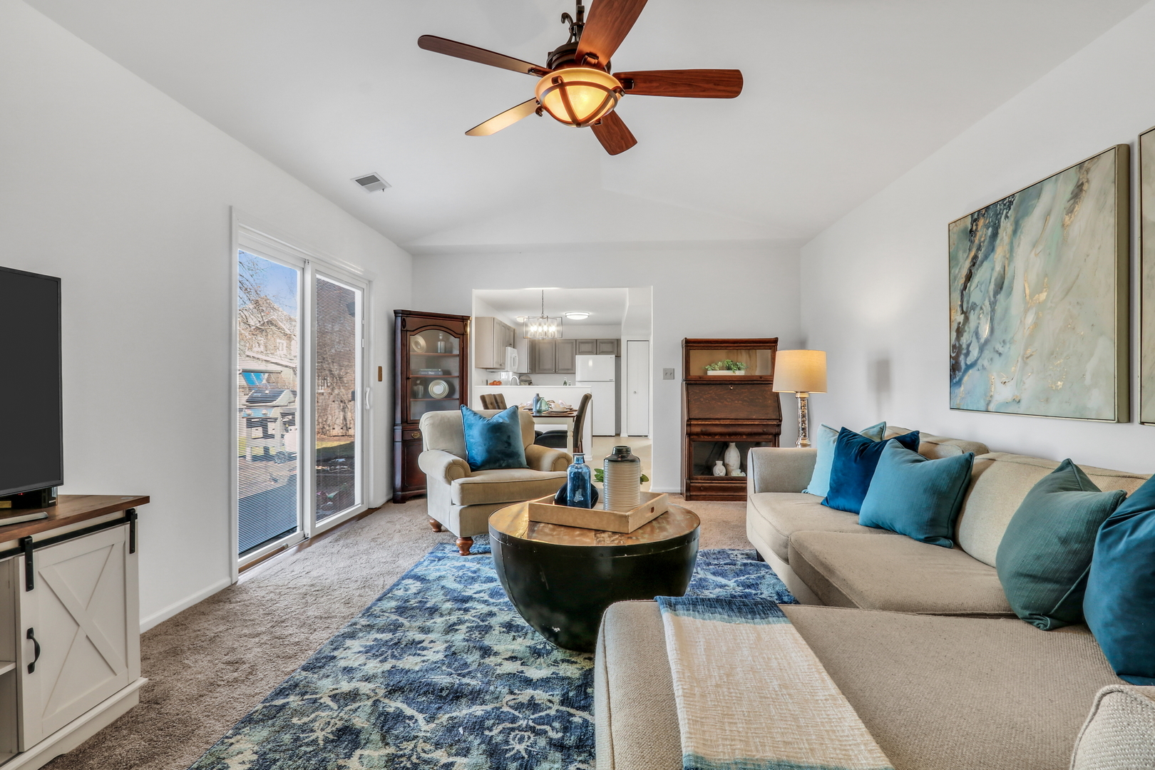 1388 Huntington Drive, Mundelein, IL 60060