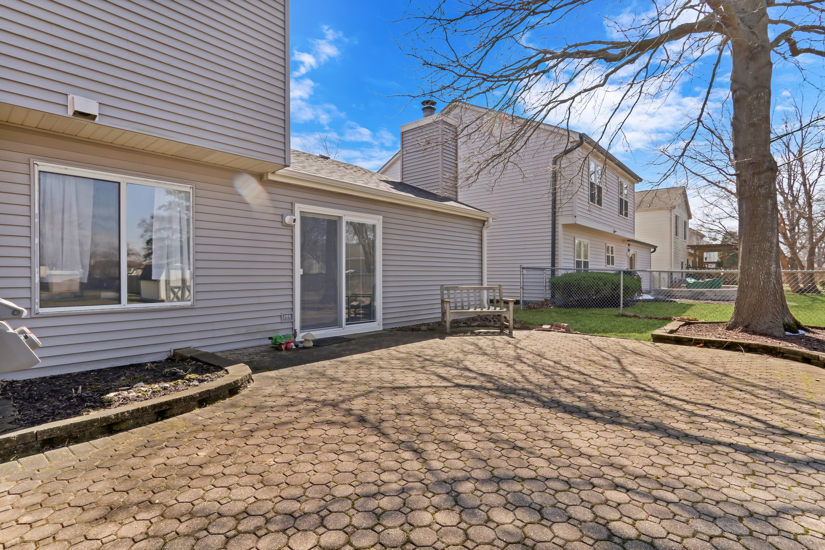 1388 Huntington Drive, Mundelein, IL 60060