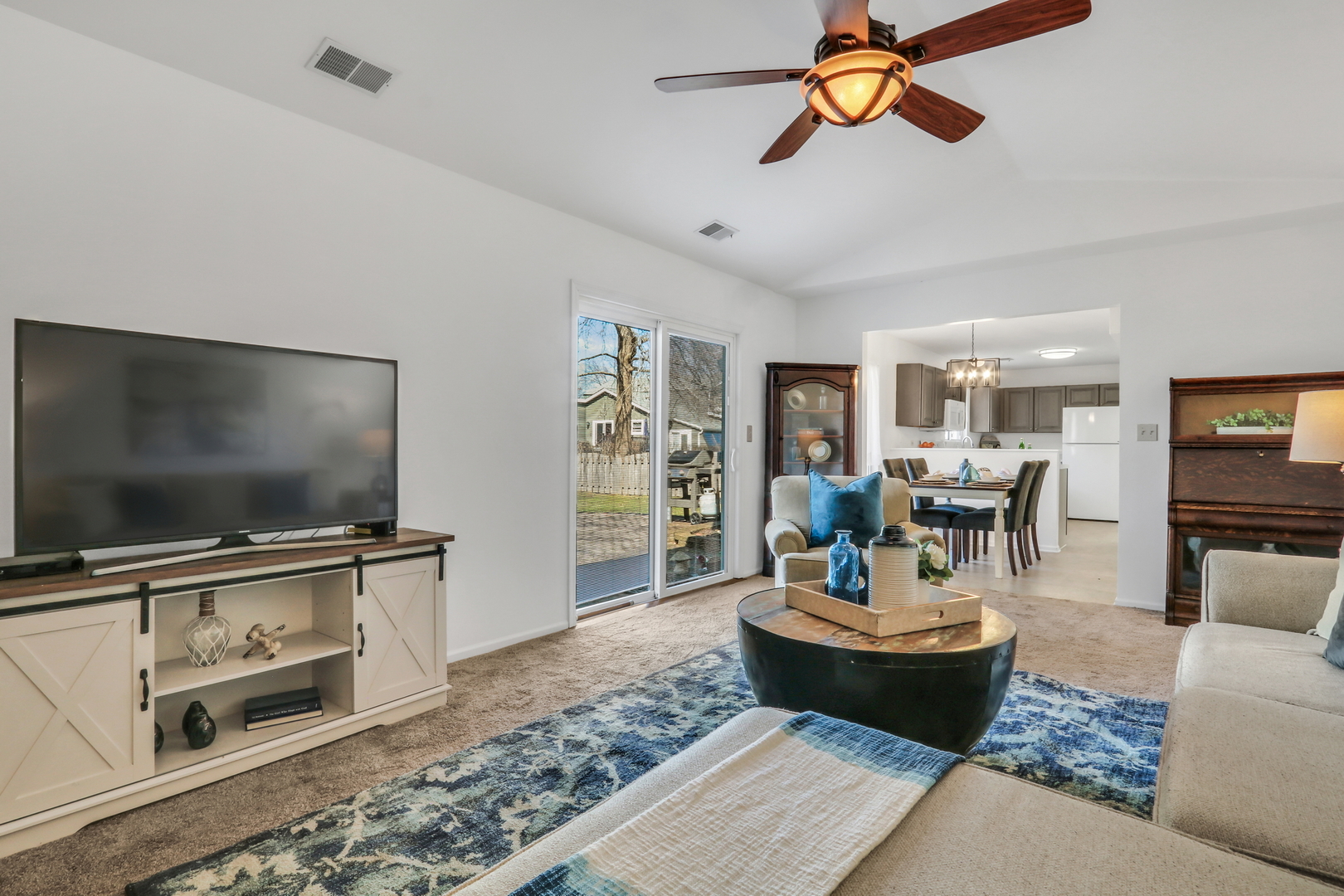 1388 Huntington Drive, Mundelein, IL 60060