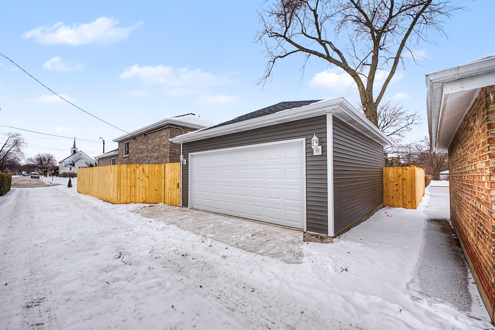 4147 Amelia Avenue, Lyons, IL 60534