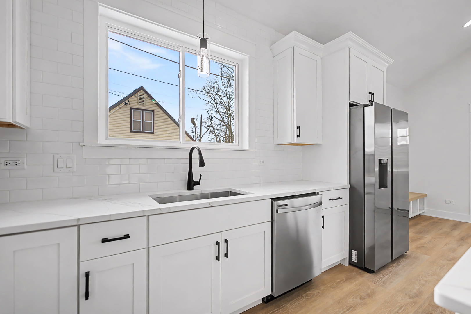 4147 Amelia Avenue, Lyons, IL 60534