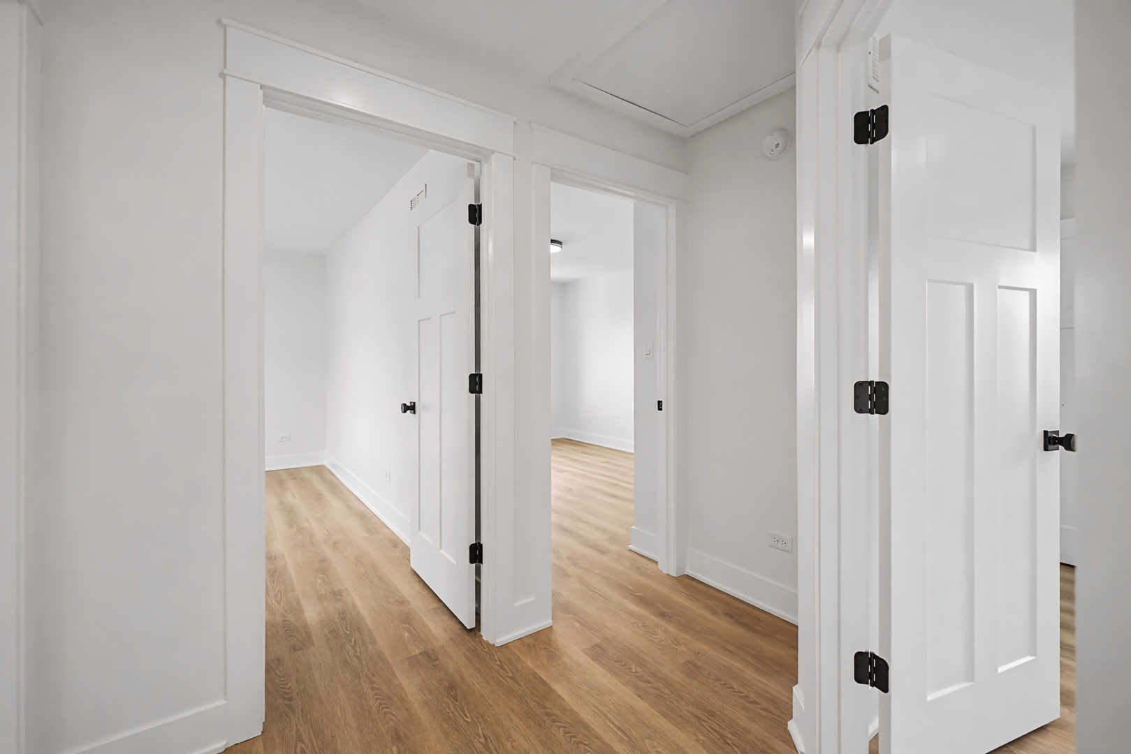 4147 Amelia Avenue, Lyons, IL 60534