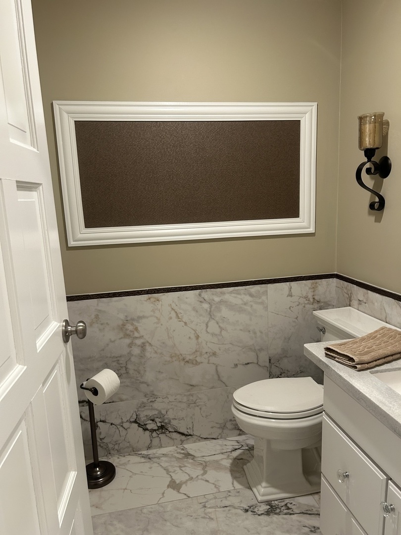 4 Oak Brook Club Drive #G205, Oak Brook, IL 60523