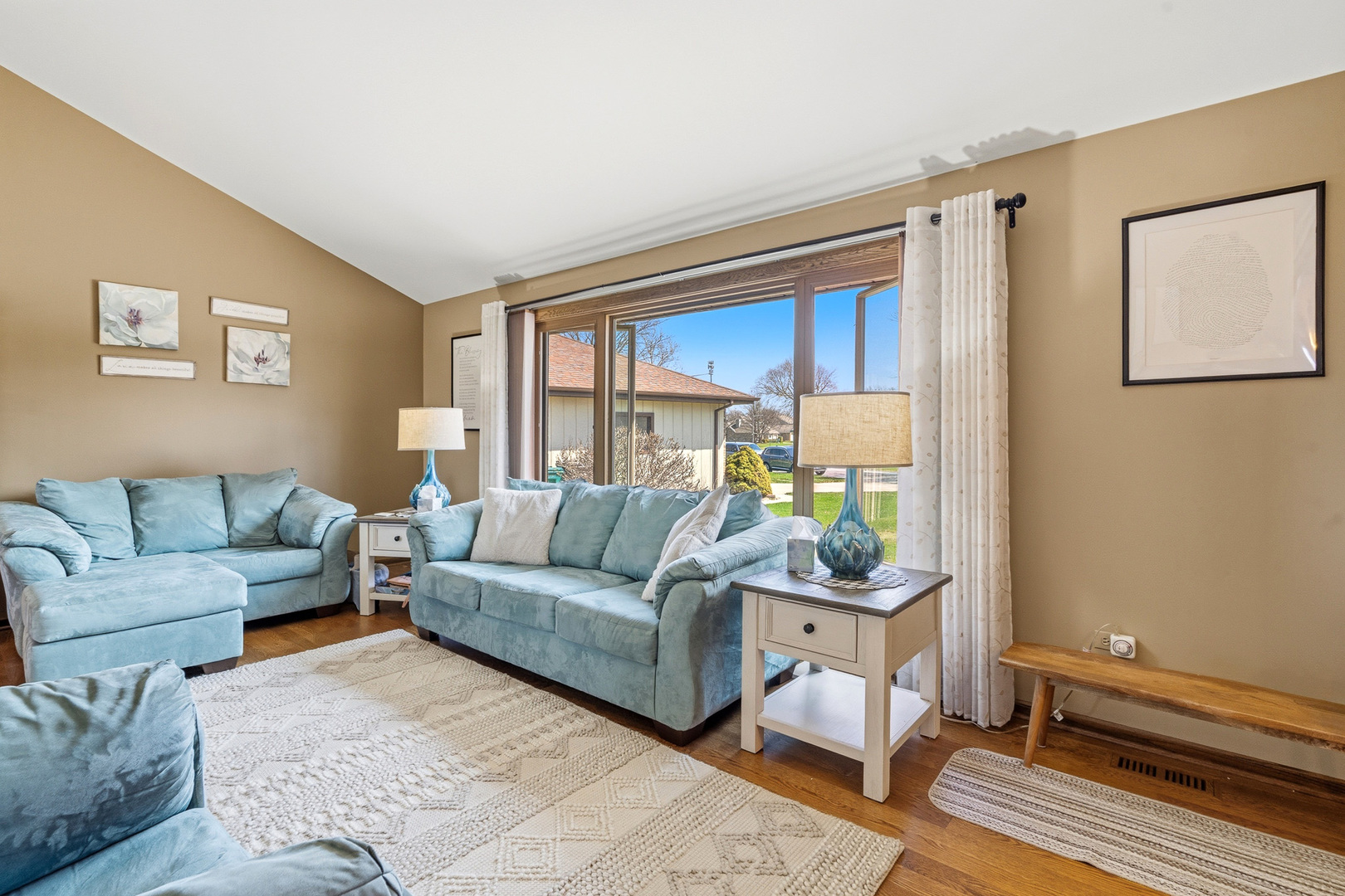 670 Kruk Street, Lemont, IL 60439