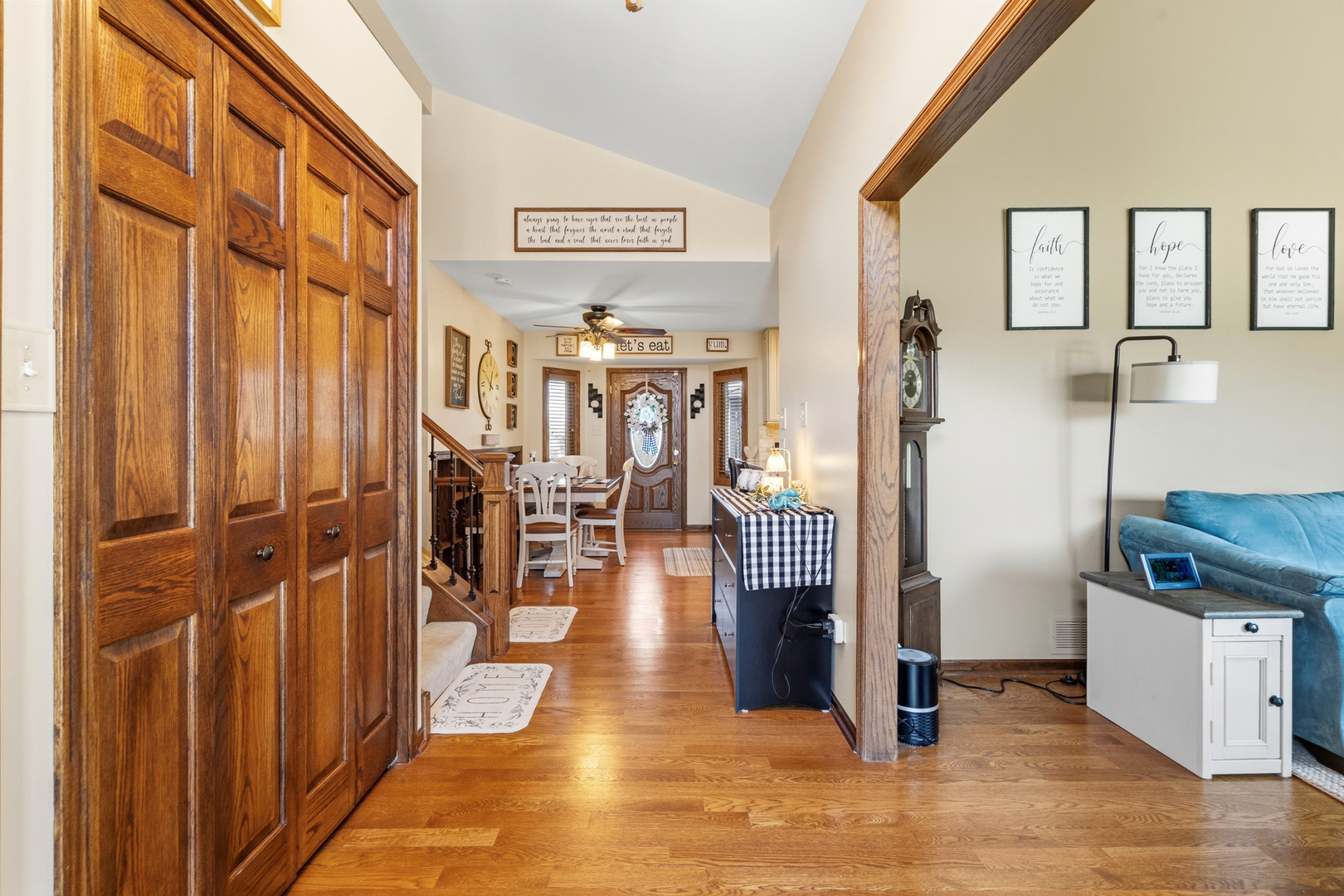 670 Kruk Street, Lemont, IL 60439