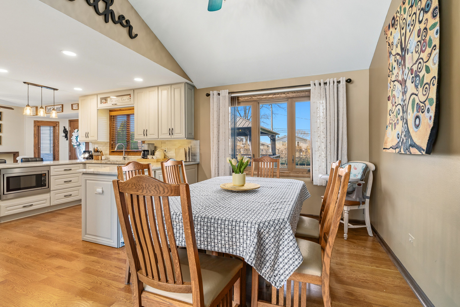 670 Kruk Street, Lemont, IL 60439