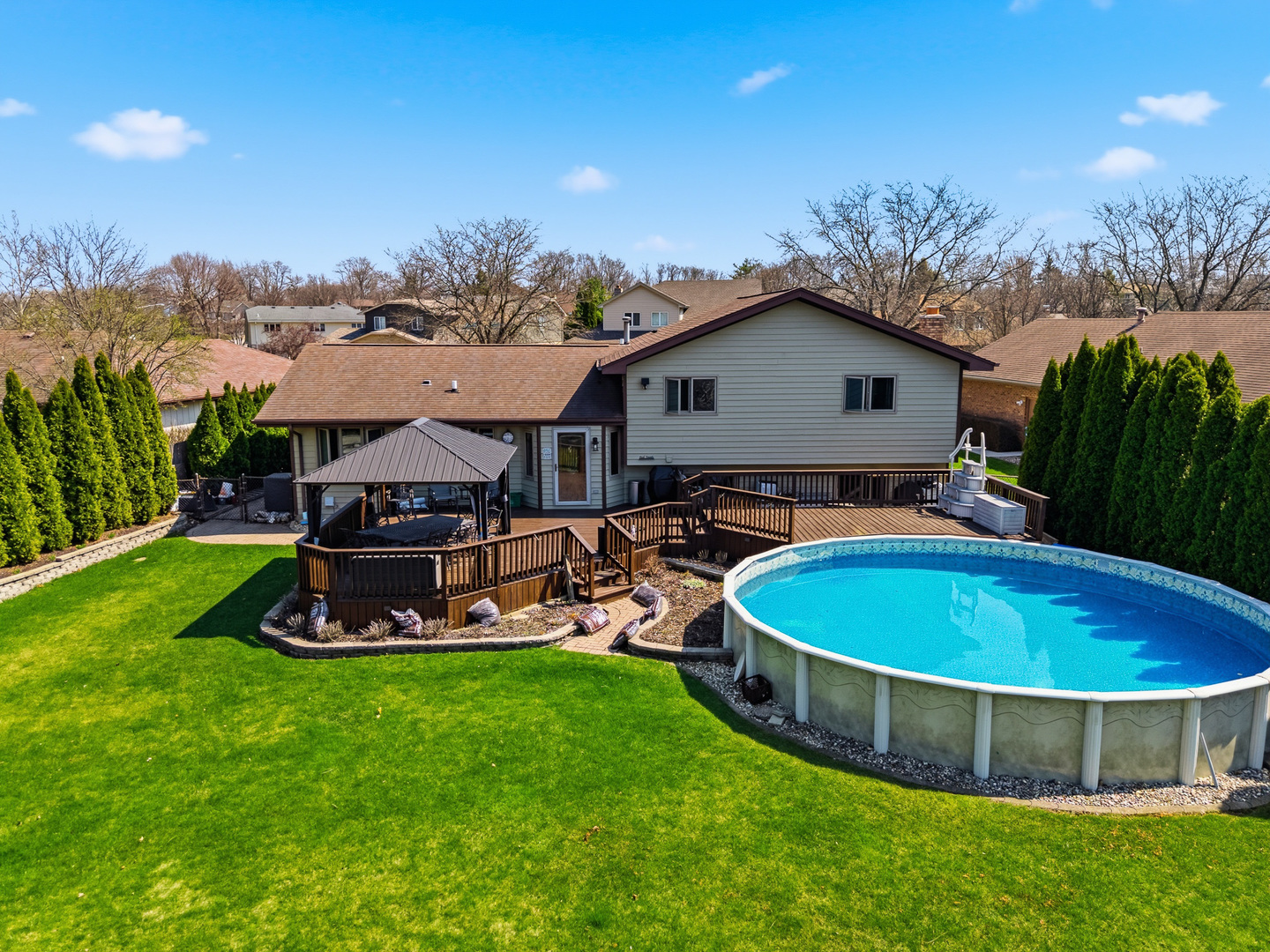 670 Kruk Street, Lemont, IL 60439